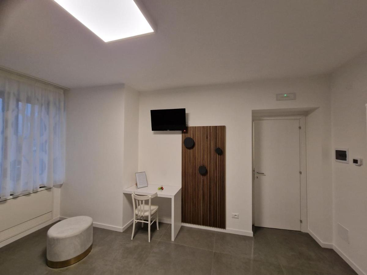 B & B Dal Barone Sulmona Bagian luar foto
